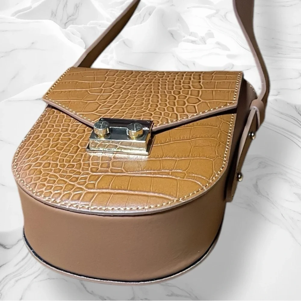 ISADORA Cuoio Made In Italy Leather Croc Embossed Crossbody Bag/Purse